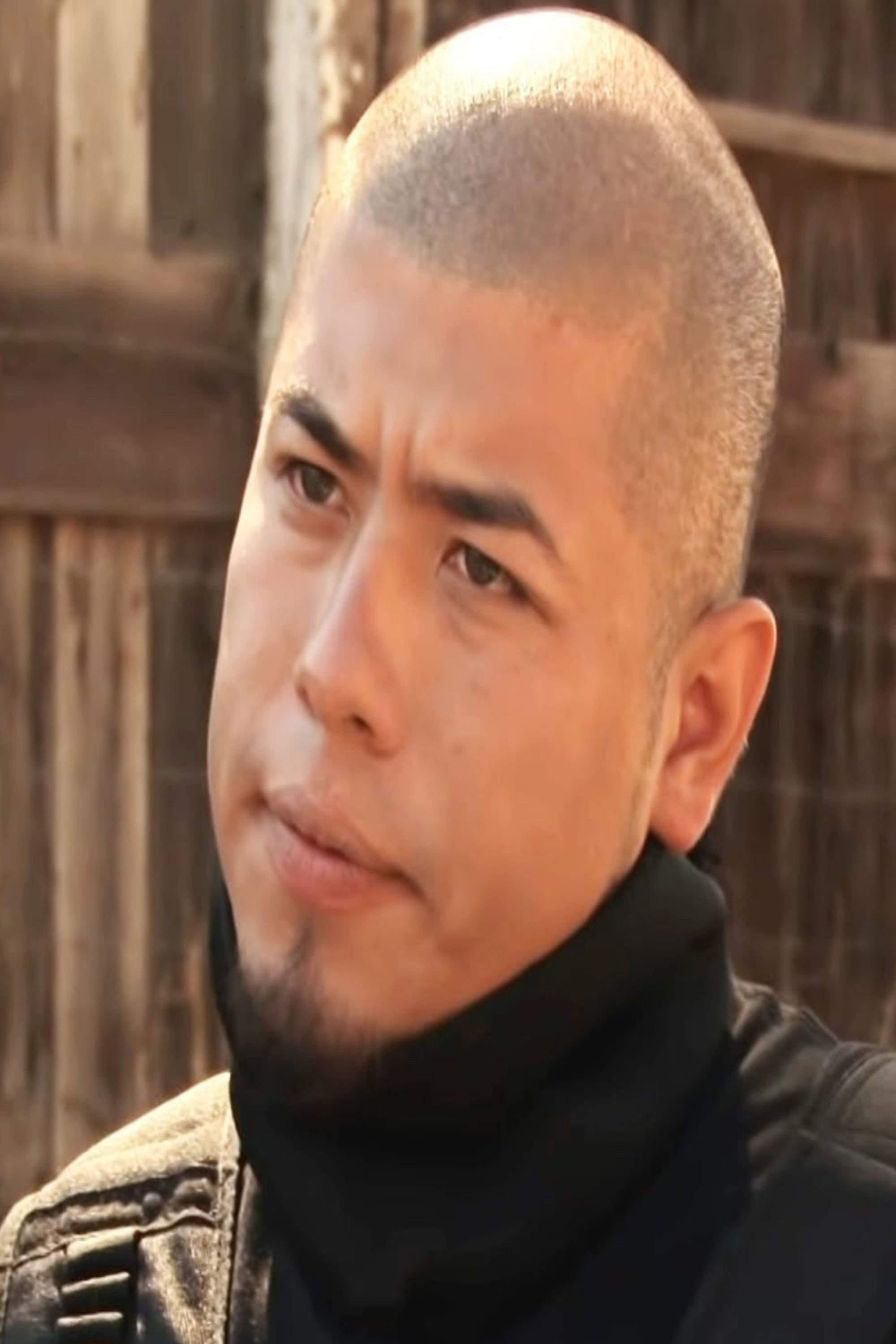 Max Hernandez Jr as Raymundo in Frontera Roja