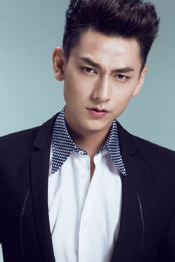 Isaac as Self - Mentor in Vote 4 Five