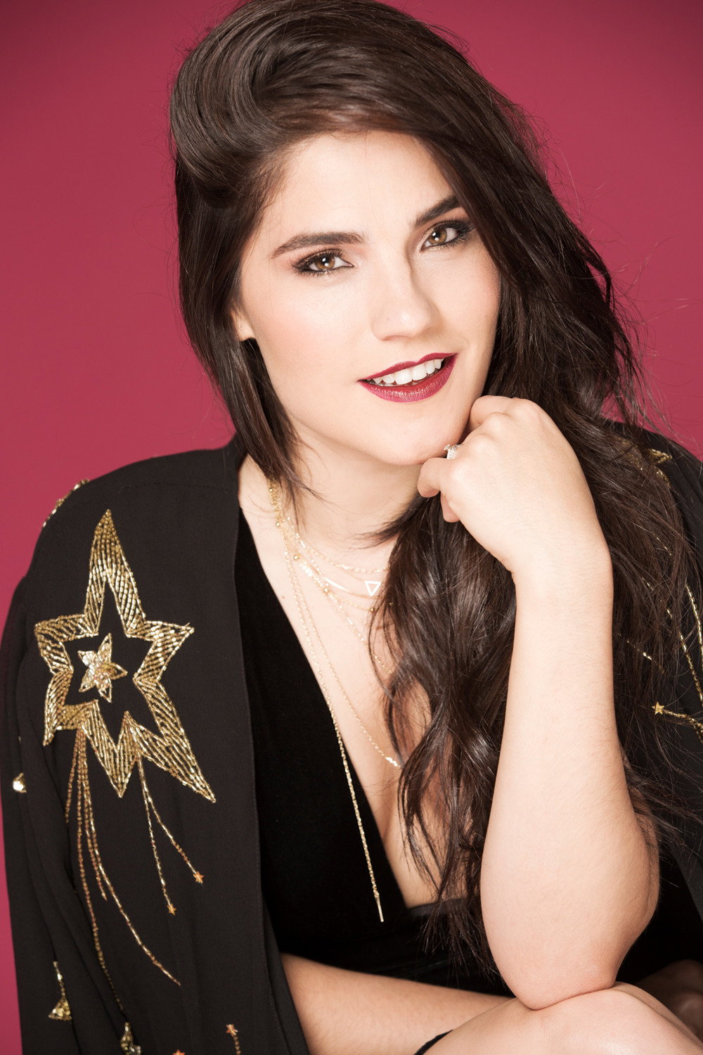 Sofía Garza as Veronica's Mother in Veronica
