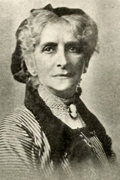 Julia Hurley as Aunt Martha in Guilty of Love