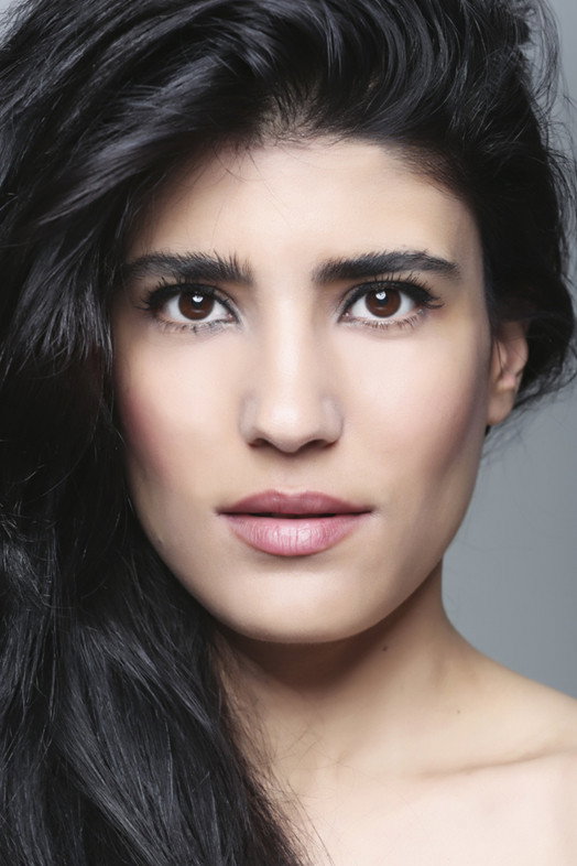 Merve Atılmış as Mülteci in Eyyvah Eyvah 2