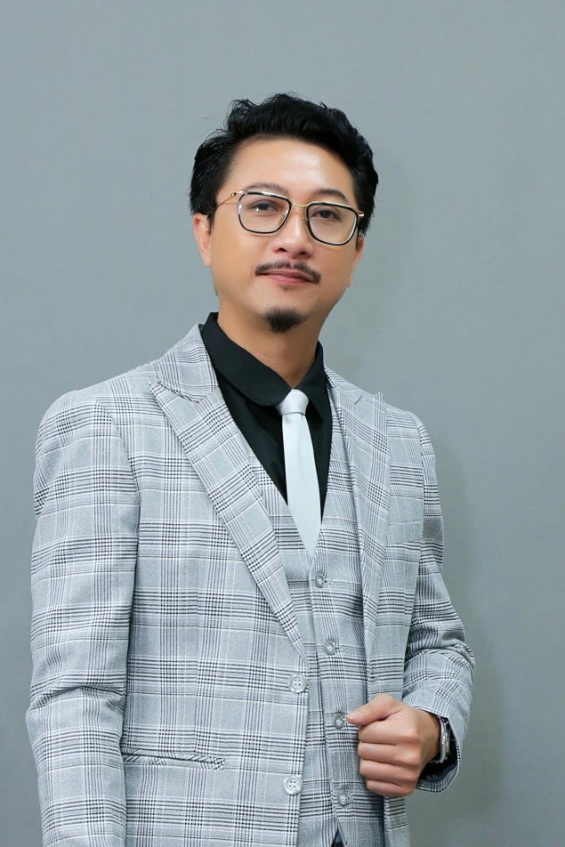 Hứa Minh Đạt as Sơn Tùng in My First Love