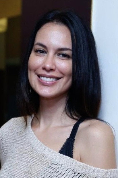 Sophia Latjuba as Angela Schweinsteiger in What An Annoying Neighbour!