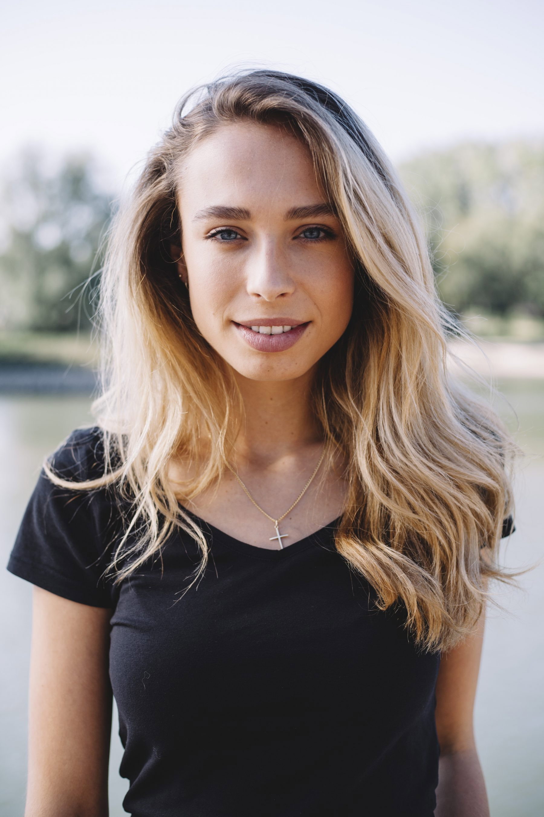 Loiza Lamers as Self - Host in Ticket to the Tribes