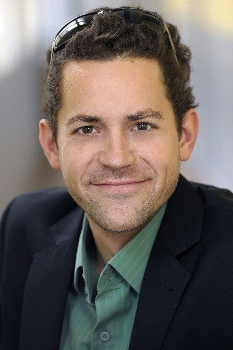 Valentin Merlet as Thierry in Compulsion