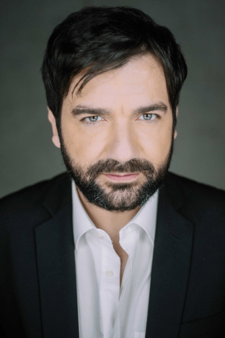 Adérito Lopes as Gonçalo in Mundo Meu