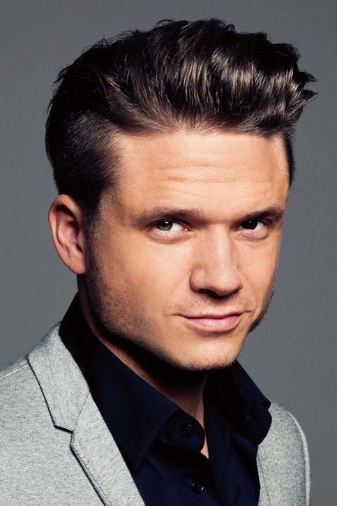 Ondřej Gregor Brzobohatý as Filip Mrkvička in Linka