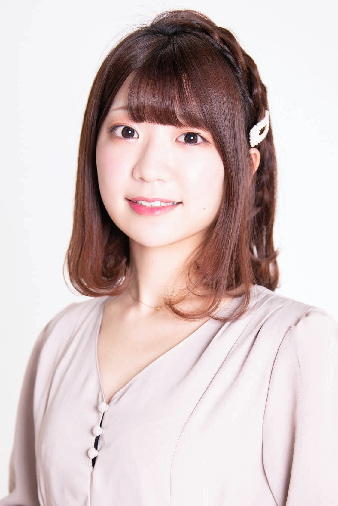 本郷里実 as Yu Kiyose (voice) in PuraOre! ~Pride of Orange~
