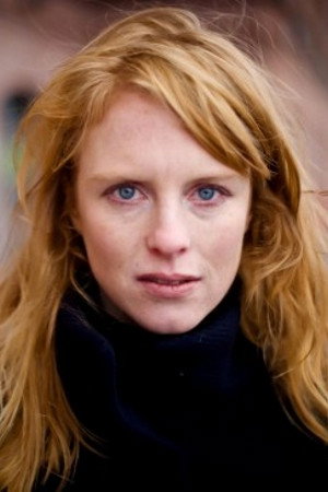 Annelies Appelhof as Alexandra 'Alex' Reisel in Flight HS13