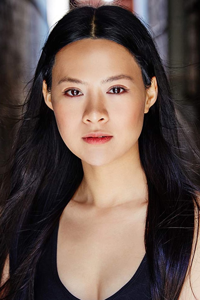 Linda Ngo as Weilan in H2O - A Ilha de Mako
