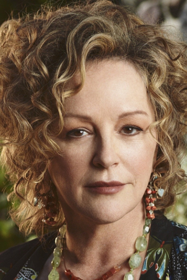 Bonnie Bedelia as Susan Norton in Salem's Lot