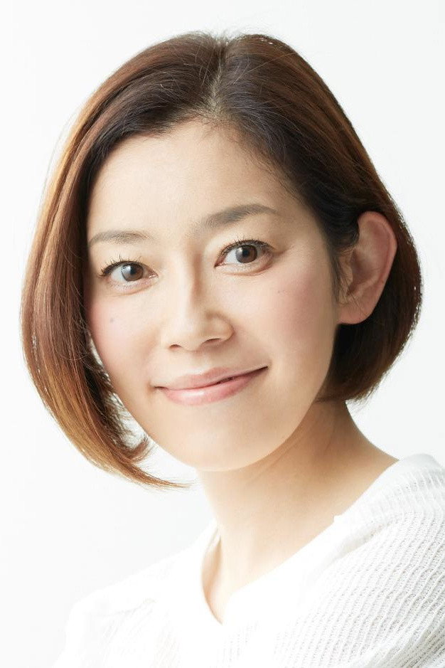 須藤理彩 as Okuyama Nami in Perfect Woman