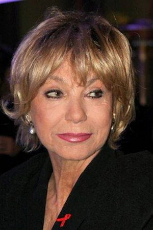 Judy Winter as Stella Drury in Der Besuch