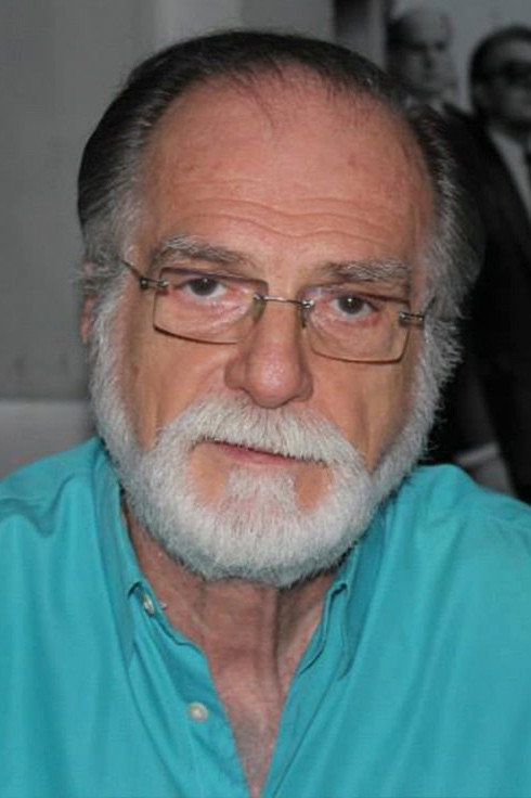 Leonardo José as Gustavo in A Máfia no Brasil