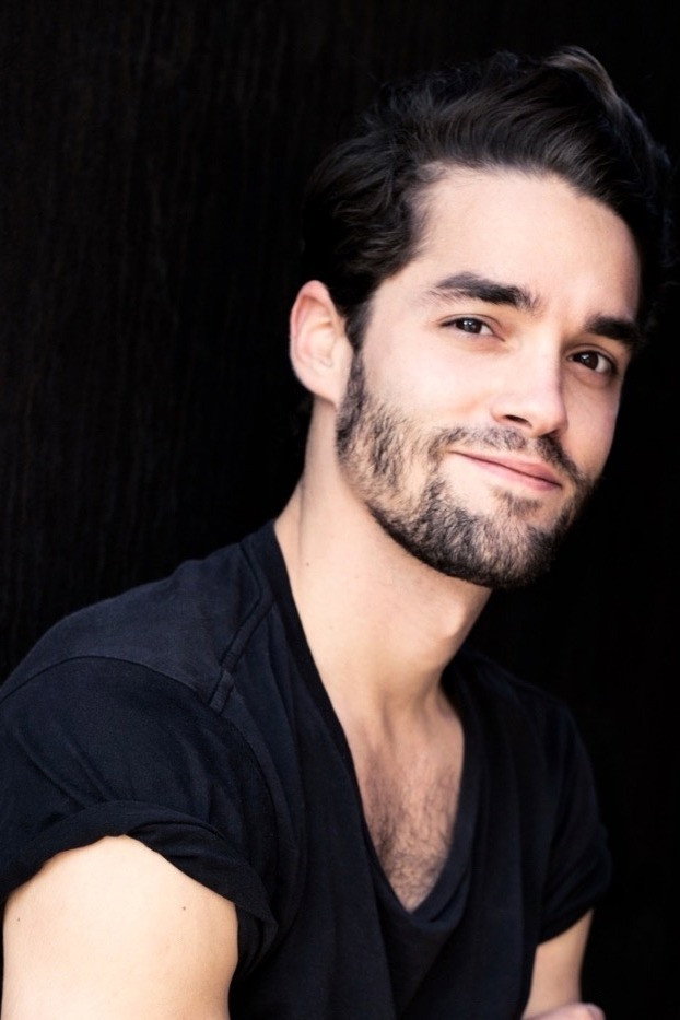 Max Befort as Erich Sass in Cleo