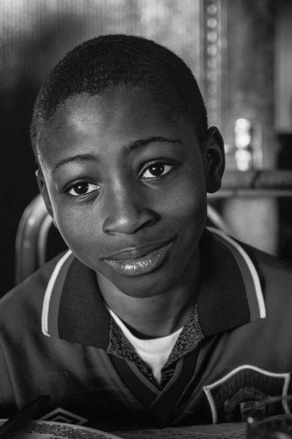 Sammy Kamara as Kobna in In the Long Run