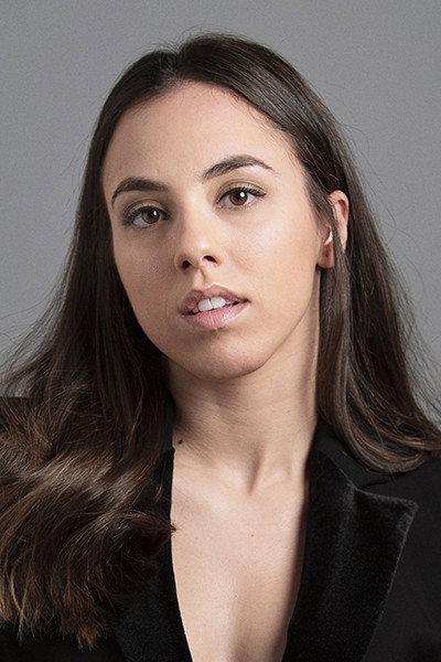María Sabaté as Lola in Superagente Makey