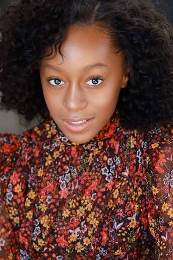 Skyla I'Lece as Alexis in The Crossover