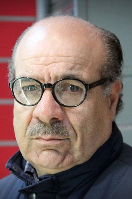 Taoufik El Bahri as Uncle Fawzi in Sharaf