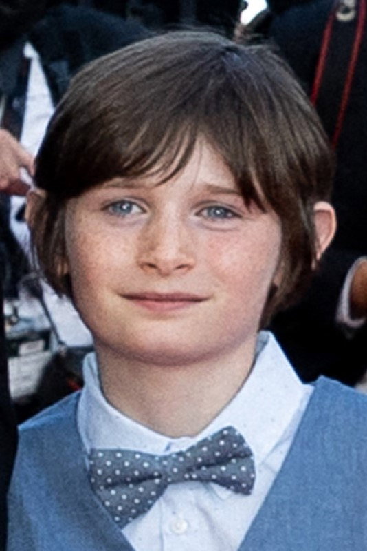 Sacha Ardilly as Paul in Hold Me Tight