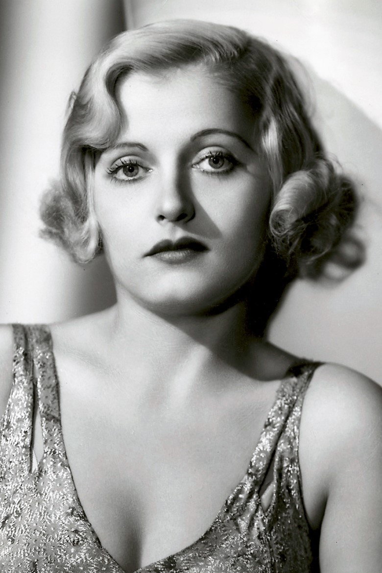 Louise Henry as Elizabeth Carter in 45 Fathers