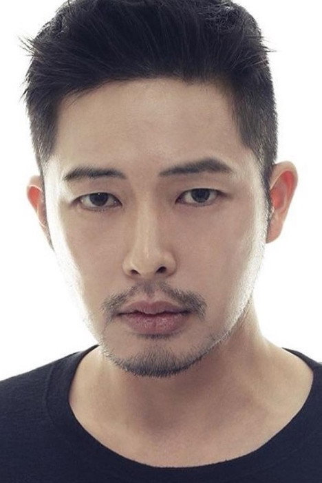 송동환 as Seo Jeong-woo in Fake, Beethoven