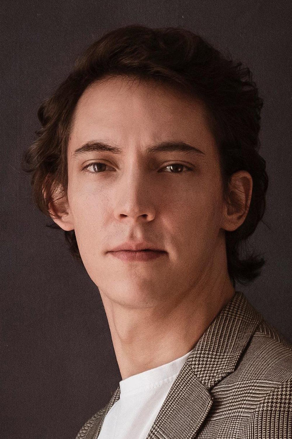 Sebastian Silveti as Joaquín in Twelve Moons
