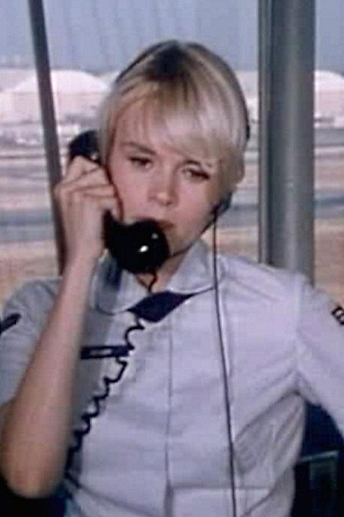 Susanne Zenor as Paula in Get to Know Your Rabbit