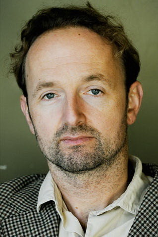 Peter Jordan as Fuchs in Die Schimmelreiter