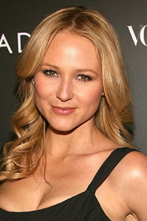 Jewel as Shannon Hughes in Framed for Murder: A Fixer Upper Mystery