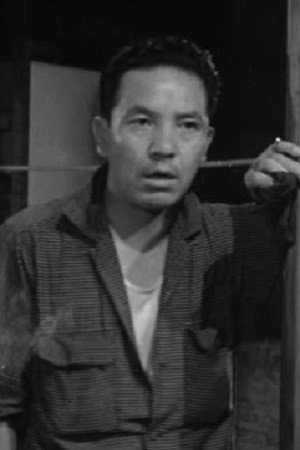 山田禅二 as Yoshio's Father in Teenage Yakuza