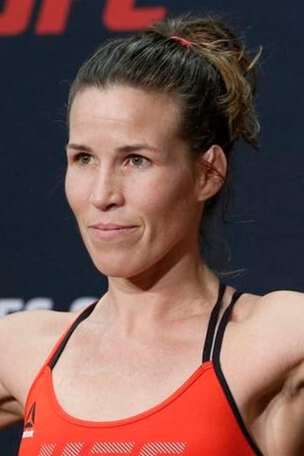 Leslie Smith as Self in Bellator 233: Salter vs. Van Steenis