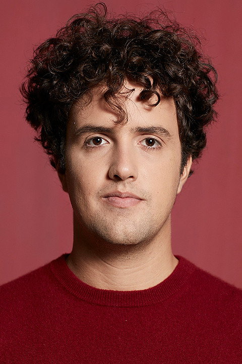 Bernardo Bibancos as Eduardo in Vizinhos
