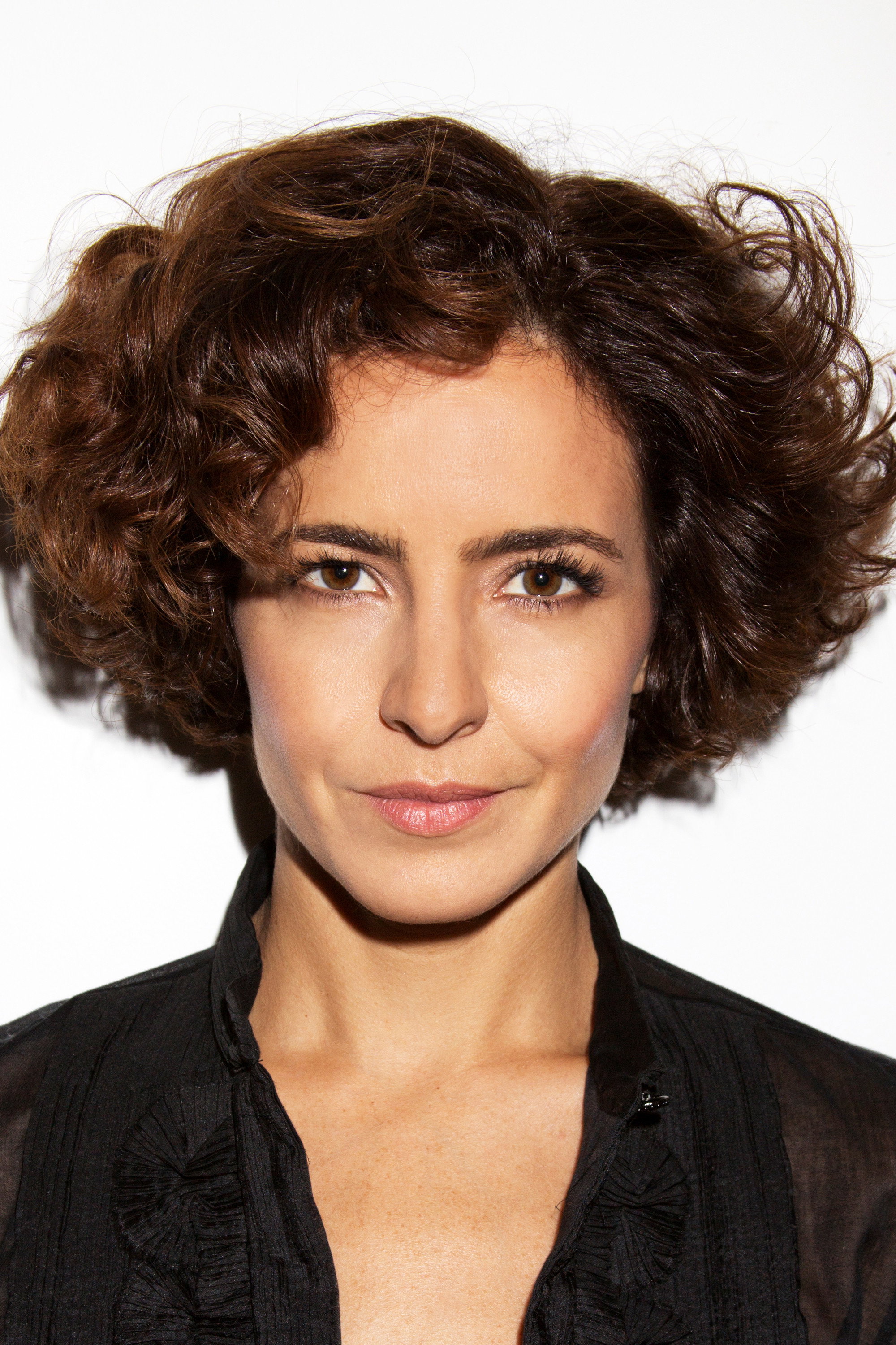 Ghita Tazi as Nabila in Casanegra