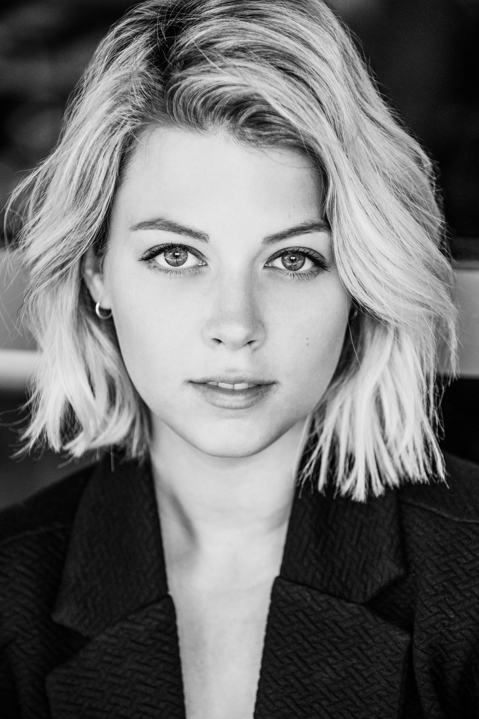 Catherine St-Laurent as Arielle Gauthier in Switch & Bitch