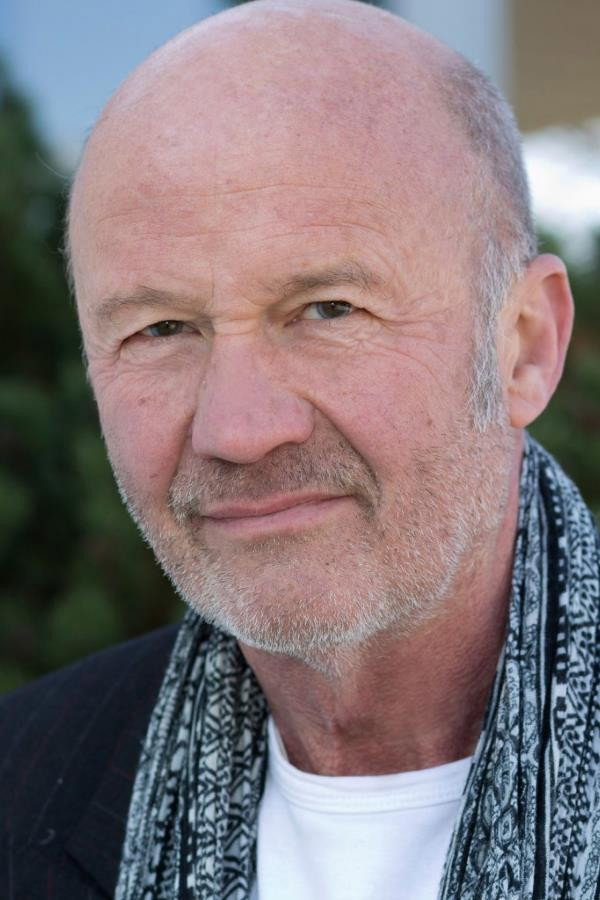 Christof Wackernagel as Georg in Der König von Bärenbach