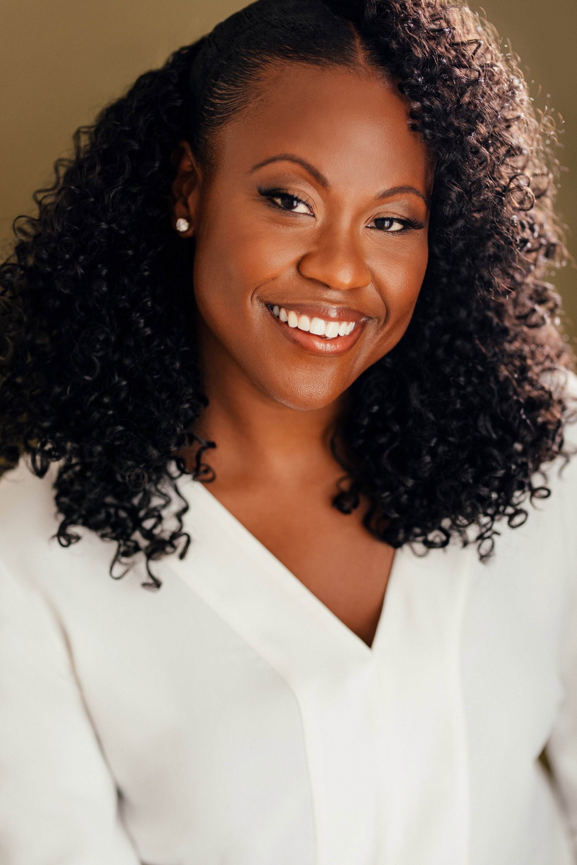 D'Arquoia Connor as Melody in Sorry, Charlie
