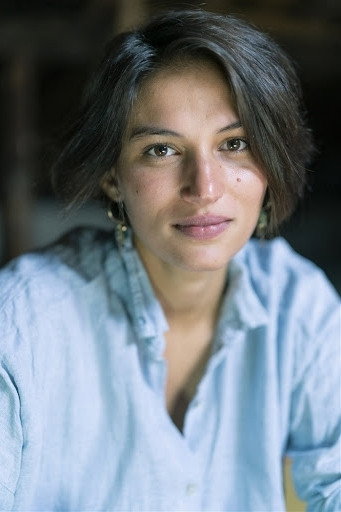 Lucia Passaniti as Iris Villeneuve in A priori