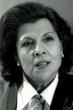 Paquita Ferrándiz as Isabel in White Skin Market