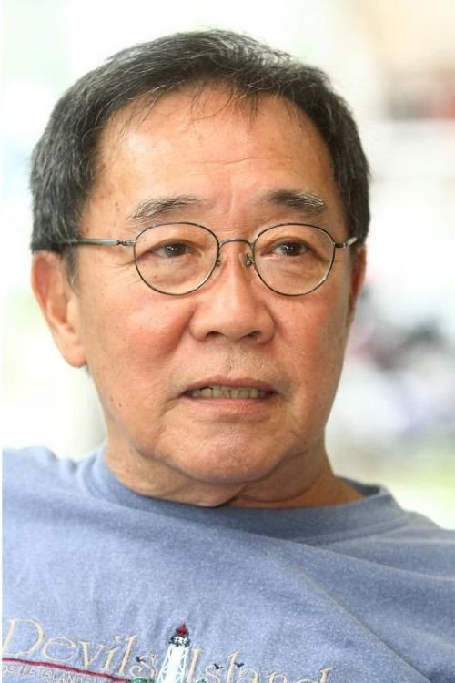 Patrick Teoh as Uncle Wong in Baik Punya Cilok