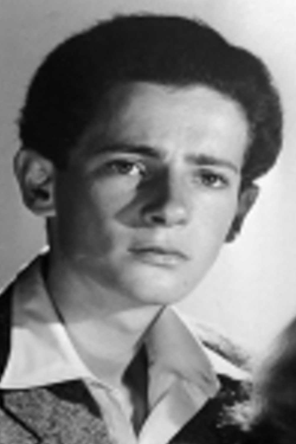 Pierre-Michel Beck as Andrea in The Age of Indiscretion
