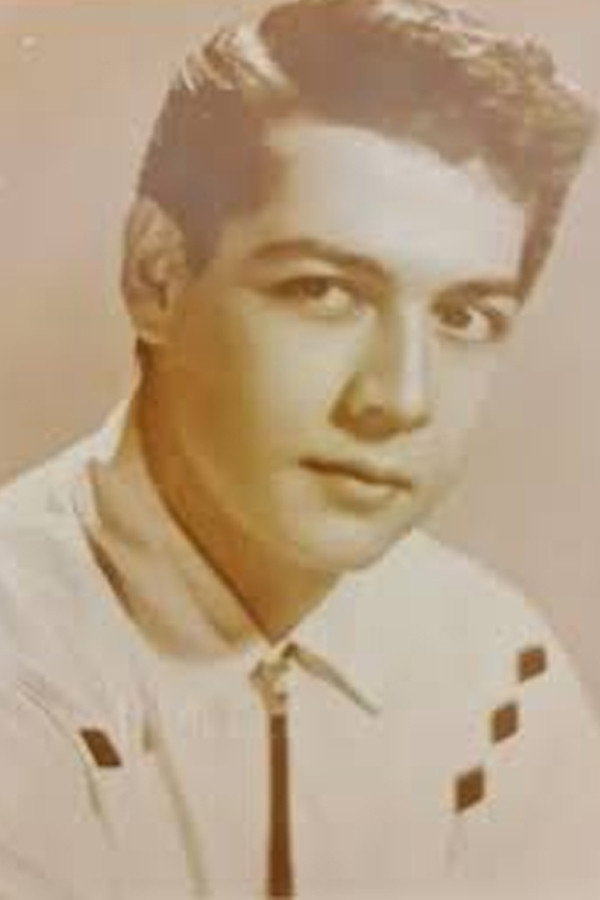Eddie Arenas as Don Serafin in D' Uragons