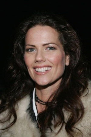 Tamara Davies as Agent Amanda Stuart in Black Dawn