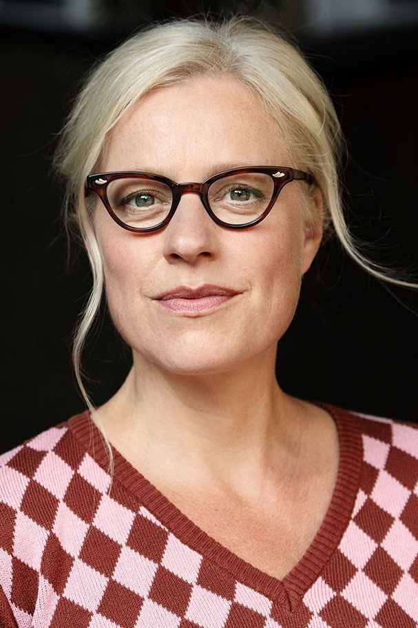 Anja Klawun as Marina in Andersrum