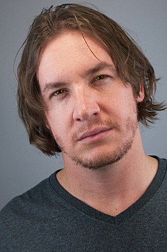 Jeremy James Douglas Norton as Earl in Jacob