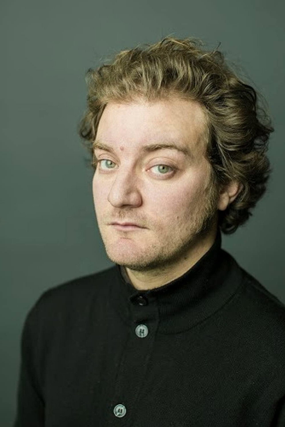 Pol López as Ós in The Van