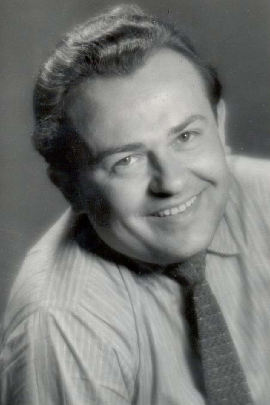 Stanisław Gawlik as Postman in Decalogue II