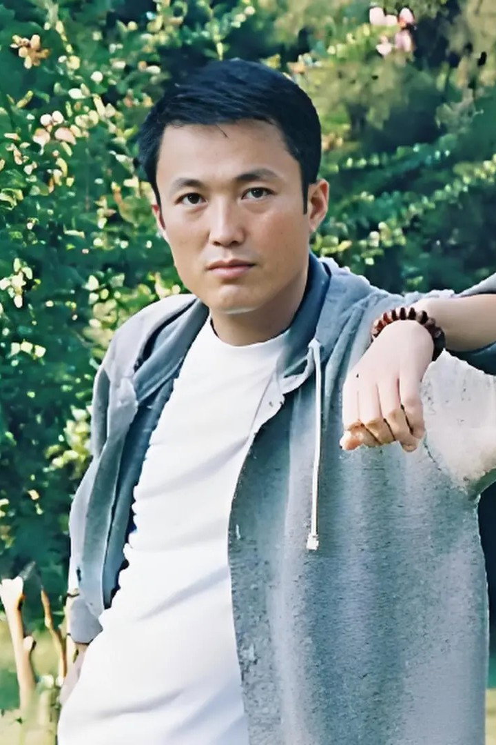 Xinhua Zhang as Doctor Sun in Pediatrician