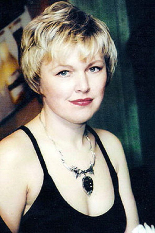 Галина Бокашевская as Katherine in The Heart of the Bear