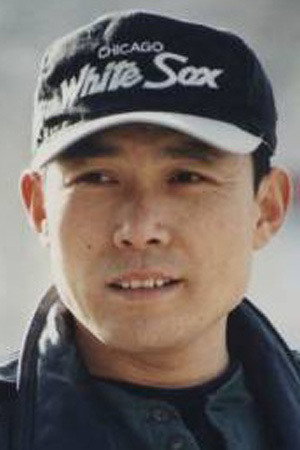 张喜前 as Jiang Shui in Police Fan
